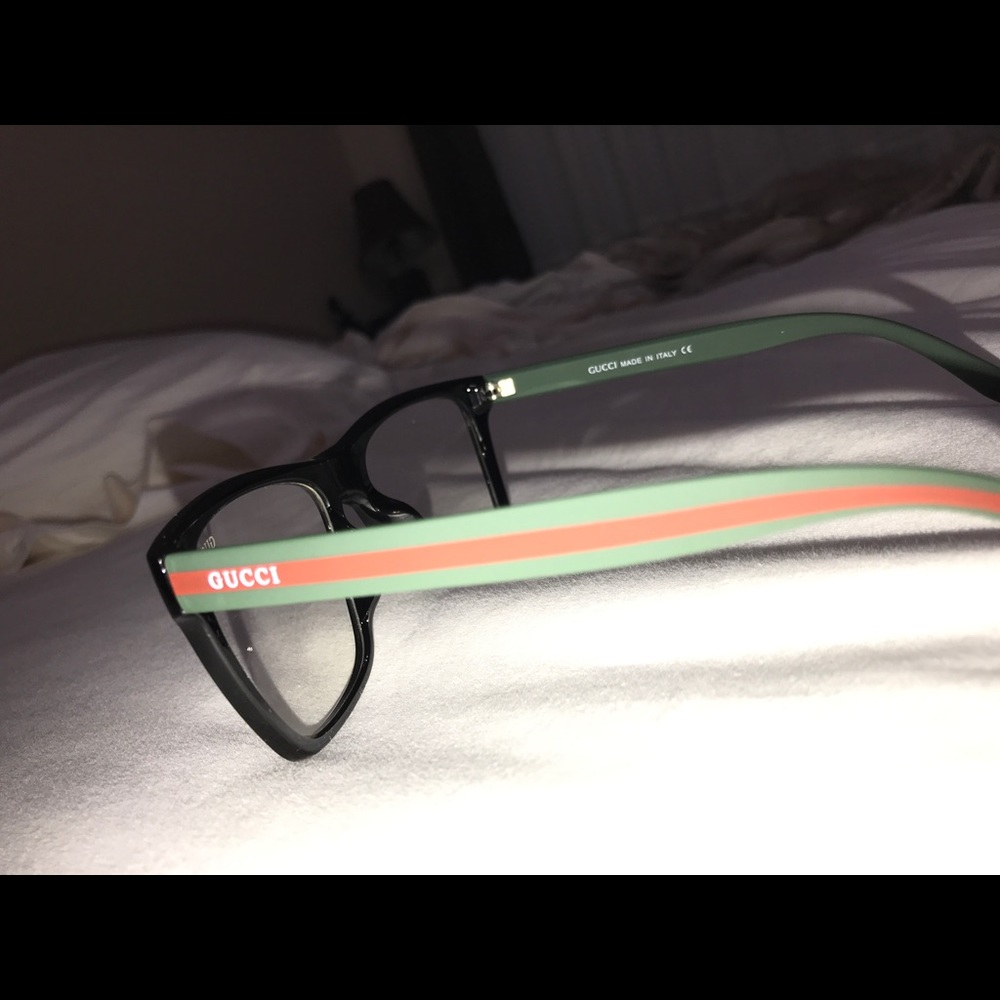 GUCCI GLASSES